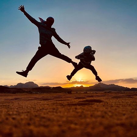 Holiday Inn Luxury Camp Wadi Rum Extérieur photo