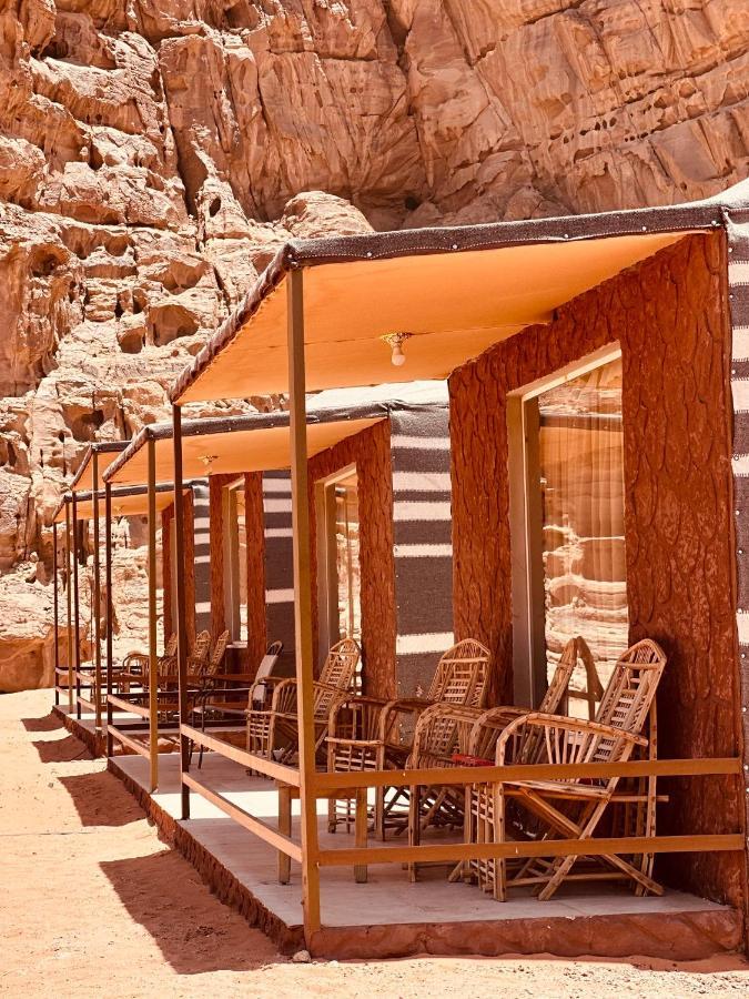 Holiday Inn Luxury Camp Wadi Rum Extérieur photo