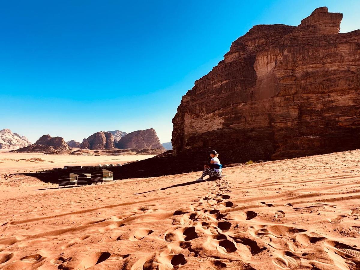 Holiday Inn Luxury Camp Wadi Rum Extérieur photo